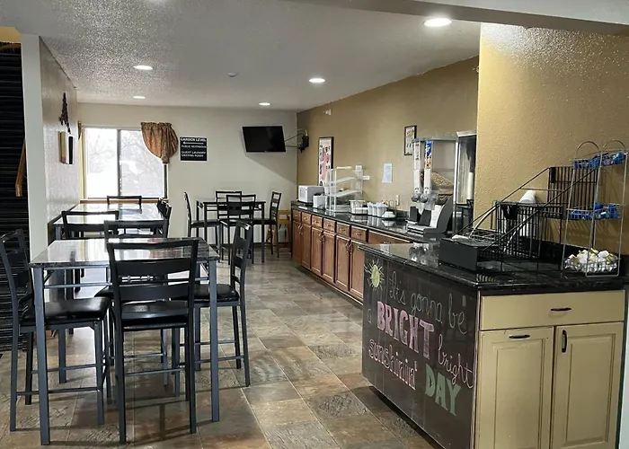 Oyo West Point Inn